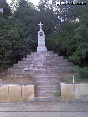 [P25] Morska gradina Varna - monument dedicat la ceva rusesc. Iertare că n-am reţinut mai mult...  » foto by Dragoș_MD
 - 
<span class="allrVoted glyphicon glyphicon-heart hidden" id="av343107"></span>
<a class="m-l-10 hidden" id="sv343107" onclick="voting_Foto_DelVot(,343107,4765)" role="button">șterge vot <span class="glyphicon glyphicon-remove"></span></a>
<a id="v9343107" class=" c-red"  onclick="voting_Foto_SetVot(343107)" role="button"><span class="glyphicon glyphicon-heart-empty"></span> <b>LIKE</b> = Votează poza</a> <img class="hidden"  id="f343107W9" src="/imagini/loader.gif" border="0" /><span class="AjErrMes hidden" id="e343107ErM"></span>