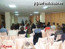 [P28] Sala de conferinţe a hotelului » foto by Costi
 - 
<span class="allrVoted glyphicon glyphicon-heart hidden" id="av303546"></span>
<a class="m-l-10 hidden" id="sv303546" onclick="voting_Foto_DelVot(,303546,4769)" role="button">șterge vot <span class="glyphicon glyphicon-remove"></span></a>
<a id="v9303546" class=" c-red"  onclick="voting_Foto_SetVot(303546)" role="button"><span class="glyphicon glyphicon-heart-empty"></span> <b>LIKE</b> = Votează poza</a> <img class="hidden"  id="f303546W9" src="/imagini/loader.gif" border="0" /><span class="AjErrMes hidden" id="e303546ErM"></span>