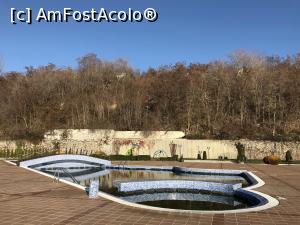 [P40] Descoperă Sunny Day - Port Palace - piscina » foto by nicole33
 - 
<span class="allrVoted glyphicon glyphicon-heart hidden" id="av948452"></span>
<a class="m-l-10 hidden" id="sv948452" onclick="voting_Foto_DelVot(,948452,4773)" role="button">șterge vot <span class="glyphicon glyphicon-remove"></span></a>
<a id="v9948452" class=" c-red"  onclick="voting_Foto_SetVot(948452)" role="button"><span class="glyphicon glyphicon-heart-empty"></span> <b>LIKE</b> = Votează poza</a> <img class="hidden"  id="f948452W9" src="/imagini/loader.gif" border="0" /><span class="AjErrMes hidden" id="e948452ErM"></span>