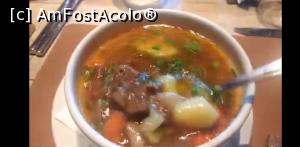 [P26] Cabana Vânătorilor, la șoseaua Trei Brazi, ciorbă de văcuță - delicioasă » foto by Mioritik
 - 
<span class="allrVoted glyphicon glyphicon-heart hidden" id="av1354366"></span>
<a class="m-l-10 hidden" id="sv1354366" onclick="voting_Foto_DelVot(,1354366,4795)" role="button">șterge vot <span class="glyphicon glyphicon-remove"></span></a>
<a id="v91354366" class=" c-red"  onclick="voting_Foto_SetVot(1354366)" role="button"><span class="glyphicon glyphicon-heart-empty"></span> <b>LIKE</b> = Votează poza</a> <img class="hidden"  id="f1354366W9" src="/imagini/loader.gif" border="0" /><span class="AjErrMes hidden" id="e1354366ErM"></span>