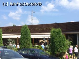 [P01] Restaurant Dragului - Aici era terasa care era deja plina » foto by mishu
 - 
<span class="allrVoted glyphicon glyphicon-heart hidden" id="av913430"></span>
<a class="m-l-10 hidden" id="sv913430" onclick="voting_Foto_DelVot(,913430,4795)" role="button">șterge vot <span class="glyphicon glyphicon-remove"></span></a>
<a id="v9913430" class=" c-red"  onclick="voting_Foto_SetVot(913430)" role="button"><span class="glyphicon glyphicon-heart-empty"></span> <b>LIKE</b> = Votează poza</a> <img class="hidden"  id="f913430W9" src="/imagini/loader.gif" border="0" /><span class="AjErrMes hidden" id="e913430ErM"></span>