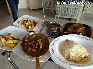 [P23] Diversitate - cartofi taranesti, spaghete carbonara etc » foto by Cucu Bau
 - 
<span class="allrVoted glyphicon glyphicon-heart hidden" id="av594203"></span>
<a class="m-l-10 hidden" id="sv594203" onclick="voting_Foto_DelVot(,594203,4795)" role="button">șterge vot <span class="glyphicon glyphicon-remove"></span></a>
<a id="v9594203" class=" c-red"  onclick="voting_Foto_SetVot(594203)" role="button"><span class="glyphicon glyphicon-heart-empty"></span> <b>LIKE</b> = Votează poza</a> <img class="hidden"  id="f594203W9" src="/imagini/loader.gif" border="0" /><span class="AjErrMes hidden" id="e594203ErM"></span>