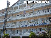 [P01] Hotelul, vazut din strada » foto by dogvl78
 - 
<span class="allrVoted glyphicon glyphicon-heart hidden" id="av180835"></span>
<a class="m-l-10 hidden" id="sv180835" onclick="voting_Foto_DelVot(,180835,4797)" role="button">șterge vot <span class="glyphicon glyphicon-remove"></span></a>
<a id="v9180835" class=" c-red"  onclick="voting_Foto_SetVot(180835)" role="button"><span class="glyphicon glyphicon-heart-empty"></span> <b>LIKE</b> = Votează poza</a> <img class="hidden"  id="f180835W9" src="/imagini/loader.gif" border="0" /><span class="AjErrMes hidden" id="e180835ErM"></span>