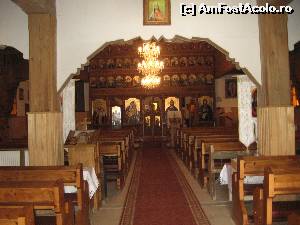 [P11] Interior biserica greco catolica Dragomiresti » foto by Michi
 - 
<span class="allrVoted glyphicon glyphicon-heart hidden" id="av540392"></span>
<a class="m-l-10 hidden" id="sv540392" onclick="voting_Foto_DelVot(,540392,4807)" role="button">șterge vot <span class="glyphicon glyphicon-remove"></span></a>
<a id="v9540392" class=" c-red"  onclick="voting_Foto_SetVot(540392)" role="button"><span class="glyphicon glyphicon-heart-empty"></span> <b>LIKE</b> = Votează poza</a> <img class="hidden"  id="f540392W9" src="/imagini/loader.gif" border="0" /><span class="AjErrMes hidden" id="e540392ErM"></span>