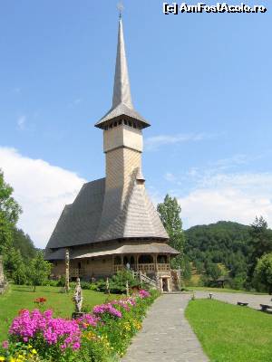 [P48] Biserica si flori la Barsana » foto by Michi
 - 
<span class="allrVoted glyphicon glyphicon-heart hidden" id="av540429"></span>
<a class="m-l-10 hidden" id="sv540429" onclick="voting_Foto_DelVot(,540429,4807)" role="button">șterge vot <span class="glyphicon glyphicon-remove"></span></a>
<a id="v9540429" class=" c-red"  onclick="voting_Foto_SetVot(540429)" role="button"><span class="glyphicon glyphicon-heart-empty"></span> <b>LIKE</b> = Votează poza</a> <img class="hidden"  id="f540429W9" src="/imagini/loader.gif" border="0" /><span class="AjErrMes hidden" id="e540429ErM"></span>