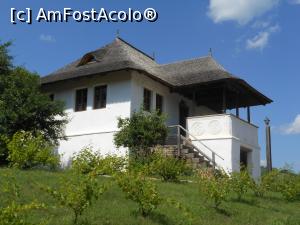 [P04] Chiojdu - Casa cu blazoane. » foto by iulianic
 - 
<span class="allrVoted glyphicon glyphicon-heart hidden" id="av1312377"></span>
<a class="m-l-10 hidden" id="sv1312377" onclick="voting_Foto_DelVot(,1312377,4816)" role="button">șterge vot <span class="glyphicon glyphicon-remove"></span></a>
<a id="v91312377" class=" c-red"  onclick="voting_Foto_SetVot(1312377)" role="button"><span class="glyphicon glyphicon-heart-empty"></span> <b>LIKE</b> = Votează poza</a> <img class="hidden"  id="f1312377W9" src="/imagini/loader.gif" border="0" /><span class="AjErrMes hidden" id="e1312377ErM"></span>
