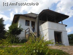 [P05] Chiojdu - Casa cu blazoane. » foto by iulianic
 - 
<span class="allrVoted glyphicon glyphicon-heart hidden" id="av1312378"></span>
<a class="m-l-10 hidden" id="sv1312378" onclick="voting_Foto_DelVot(,1312378,4816)" role="button">șterge vot <span class="glyphicon glyphicon-remove"></span></a>
<a id="v91312378" class=" c-red"  onclick="voting_Foto_SetVot(1312378)" role="button"><span class="glyphicon glyphicon-heart-empty"></span> <b>LIKE</b> = Votează poza</a> <img class="hidden"  id="f1312378W9" src="/imagini/loader.gif" border="0" /><span class="AjErrMes hidden" id="e1312378ErM"></span>