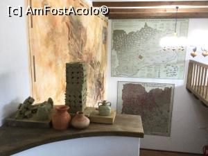 [P69] Casa cu blazoane - spatiu de lucru » foto by mishu
 - 
<span class="allrVoted glyphicon glyphicon-heart hidden" id="av1335460"></span>
<a class="m-l-10 hidden" id="sv1335460" onclick="voting_Foto_DelVot(,1335460,4816)" role="button">șterge vot <span class="glyphicon glyphicon-remove"></span></a>
<a id="v91335460" class=" c-red"  onclick="voting_Foto_SetVot(1335460)" role="button"><span class="glyphicon glyphicon-heart-empty"></span> <b>LIKE</b> = Votează poza</a> <img class="hidden"  id="f1335460W9" src="/imagini/loader.gif" border="0" /><span class="AjErrMes hidden" id="e1335460ErM"></span>