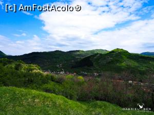 [P04] Vedere spre vale cam la 1/3 din traseu » foto by Gabel2015
 - 
<span class="allrVoted glyphicon glyphicon-heart hidden" id="av1363186"></span>
<a class="m-l-10 hidden" id="sv1363186" onclick="voting_Foto_DelVot(,1363186,4816)" role="button">șterge vot <span class="glyphicon glyphicon-remove"></span></a>
<a id="v91363186" class=" c-red"  onclick="voting_Foto_SetVot(1363186)" role="button"><span class="glyphicon glyphicon-heart-empty"></span> <b>LIKE</b> = Votează poza</a> <img class="hidden"  id="f1363186W9" src="/imagini/loader.gif" border="0" /><span class="AjErrMes hidden" id="e1363186ErM"></span>