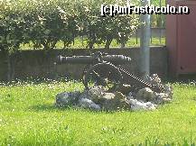 [P07] Castelfranco Veneto - unul din tunurile de aparare ale castelului. » foto by presario
 - 
<span class="allrVoted glyphicon glyphicon-heart hidden" id="av46029"></span>
<a class="m-l-10 hidden" id="sv46029" onclick="voting_Foto_DelVot(,46029,4819)" role="button">șterge vot <span class="glyphicon glyphicon-remove"></span></a>
<a id="v946029" class=" c-red"  onclick="voting_Foto_SetVot(46029)" role="button"><span class="glyphicon glyphicon-heart-empty"></span> <b>LIKE</b> = Votează poza</a> <img class="hidden"  id="f46029W9" src="/imagini/loader.gif" border="0" /><span class="AjErrMes hidden" id="e46029ErM"></span>