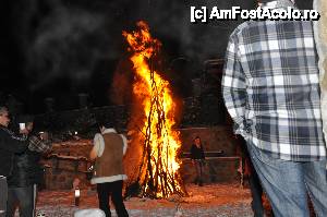[P05] In seara cowboy ni s-a pregatit un foc de tabara in gradina din spate, s-au servit vin fiert si palinca (foarte buna dar multe margelutze).  » foto by livv1973
 - 
<span class="allrVoted glyphicon glyphicon-heart hidden" id="av434193"></span>
<a class="m-l-10 hidden" id="sv434193" onclick="voting_Foto_DelVot(,434193,4822)" role="button">șterge vot <span class="glyphicon glyphicon-remove"></span></a>
<a id="v9434193" class=" c-red"  onclick="voting_Foto_SetVot(434193)" role="button"><span class="glyphicon glyphicon-heart-empty"></span> <b>LIKE</b> = Votează poza</a> <img class="hidden"  id="f434193W9" src="/imagini/loader.gif" border="0" /><span class="AjErrMes hidden" id="e434193ErM"></span>