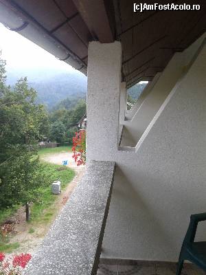 [P07] Vedere de pe balconul hotelului Claris, etaj 2, camera de 2 locuri » foto by mircea.tm
 - 
<span class="allrVoted glyphicon glyphicon-heart hidden" id="av541853"></span>
<a class="m-l-10 hidden" id="sv541853" onclick="voting_Foto_DelVot(,541853,4822)" role="button">șterge vot <span class="glyphicon glyphicon-remove"></span></a>
<a id="v9541853" class=" c-red"  onclick="voting_Foto_SetVot(541853)" role="button"><span class="glyphicon glyphicon-heart-empty"></span> <b>LIKE</b> = Votează poza</a> <img class="hidden"  id="f541853W9" src="/imagini/loader.gif" border="0" /><span class="AjErrMes hidden" id="e541853ErM"></span>