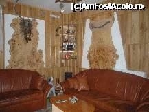 [P06] Zona de asteptare langa receptie » foto by david
 - 
<span class="allrVoted glyphicon glyphicon-heart hidden" id="av178164"></span>
<a class="m-l-10 hidden" id="sv178164" onclick="voting_Foto_DelVot(,178164,4822)" role="button">șterge vot <span class="glyphicon glyphicon-remove"></span></a>
<a id="v9178164" class=" c-red"  onclick="voting_Foto_SetVot(178164)" role="button"><span class="glyphicon glyphicon-heart-empty"></span> <b>LIKE</b> = Votează poza</a> <img class="hidden"  id="f178164W9" src="/imagini/loader.gif" border="0" /><span class="AjErrMes hidden" id="e178164ErM"></span>