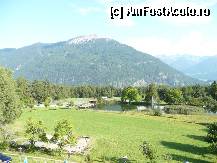 [P01] privelistea din jurul hotelului,inclusiv lacul despre care am vorbit » foto by mihai61
 - 
<span class="allrVoted glyphicon glyphicon-heart hidden" id="av299075"></span>
<a class="m-l-10 hidden" id="sv299075" onclick="voting_Foto_DelVot(,299075,4833)" role="button">șterge vot <span class="glyphicon glyphicon-remove"></span></a>
<a id="v9299075" class=" c-red"  onclick="voting_Foto_SetVot(299075)" role="button"><span class="glyphicon glyphicon-heart-empty"></span> <b>LIKE</b> = Votează poza</a> <img class="hidden"  id="f299075W9" src="/imagini/loader.gif" border="0" /><span class="AjErrMes hidden" id="e299075ErM"></span>