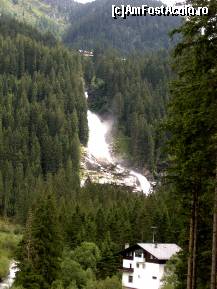 [P09] Cascada Krimml cu o cadere totala de 380 m in 3 trepte » foto by BOGDAN DSN
 - 
<span class="allrVoted glyphicon glyphicon-heart hidden" id="av399228"></span>
<a class="m-l-10 hidden" id="sv399228" onclick="voting_Foto_DelVot(,399228,4839)" role="button">șterge vot <span class="glyphicon glyphicon-remove"></span></a>
<a id="v9399228" class=" c-red"  onclick="voting_Foto_SetVot(399228)" role="button"><span class="glyphicon glyphicon-heart-empty"></span> <b>LIKE</b> = Votează poza</a> <img class="hidden"  id="f399228W9" src="/imagini/loader.gif" border="0" /><span class="AjErrMes hidden" id="e399228ErM"></span>
