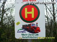 [P36] trenuletul care duce si aduce turistii la abatie din centrul orasului Melk. » foto by adryana
 - 
<span class="allrVoted glyphicon glyphicon-heart hidden" id="av313294"></span>
<a class="m-l-10 hidden" id="sv313294" onclick="voting_Foto_DelVot(,313294,4839)" role="button">șterge vot <span class="glyphicon glyphicon-remove"></span></a>
<a id="v9313294" class=" c-red"  onclick="voting_Foto_SetVot(313294)" role="button"><span class="glyphicon glyphicon-heart-empty"></span> <b>LIKE</b> = Votează poza</a> <img class="hidden"  id="f313294W9" src="/imagini/loader.gif" border="0" /><span class="AjErrMes hidden" id="e313294ErM"></span>