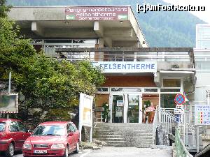[P11] Orasul isi datoreaza faima izvoarelor termale. Theophrastus Paracelsus a studiat apa acestor izvoare, iar Madame Curie si Heinrich Mache au descoperit ca acestea contin radon.  » foto by stellinna
 - 
<span class="allrVoted glyphicon glyphicon-heart hidden" id="av671053"></span>
<a class="m-l-10 hidden" id="sv671053" onclick="voting_Foto_DelVot(,671053,4839)" role="button">șterge vot <span class="glyphicon glyphicon-remove"></span></a>
<a id="v9671053" class=" c-red"  onclick="voting_Foto_SetVot(671053)" role="button"><span class="glyphicon glyphicon-heart-empty"></span> <b>LIKE</b> = Votează poza</a> <img class="hidden"  id="f671053W9" src="/imagini/loader.gif" border="0" /><span class="AjErrMes hidden" id="e671053ErM"></span>
