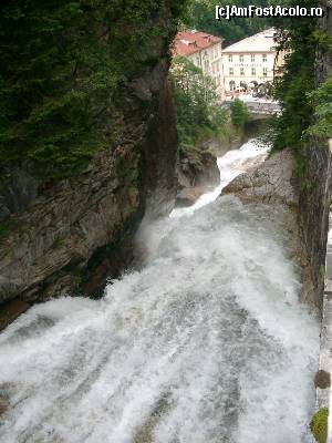 [P16] Cascada Bad Gastein » foto by stellinna
 - 
<span class="allrVoted glyphicon glyphicon-heart hidden" id="av671058"></span>
<a class="m-l-10 hidden" id="sv671058" onclick="voting_Foto_DelVot(,671058,4839)" role="button">șterge vot <span class="glyphicon glyphicon-remove"></span></a>
<a id="v9671058" class=" c-red"  onclick="voting_Foto_SetVot(671058)" role="button"><span class="glyphicon glyphicon-heart-empty"></span> <b>LIKE</b> = Votează poza</a> <img class="hidden"  id="f671058W9" src="/imagini/loader.gif" border="0" /><span class="AjErrMes hidden" id="e671058ErM"></span>
