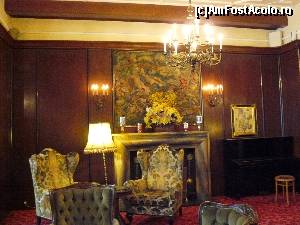 [P29] HOTEL WEISMAYR este o constructie veche, de la inceputul secolului 19, fost spital in timpul celor doua razboaie. Aici am fost cazati pe perioada concediului.  » foto by stellinna
 - 
<span class="allrVoted glyphicon glyphicon-heart hidden" id="av671075"></span>
<a class="m-l-10 hidden" id="sv671075" onclick="voting_Foto_DelVot(,671075,4839)" role="button">șterge vot <span class="glyphicon glyphicon-remove"></span></a>
<a id="v9671075" class=" c-red"  onclick="voting_Foto_SetVot(671075)" role="button"><span class="glyphicon glyphicon-heart-empty"></span> <b>LIKE</b> = Votează poza</a> <img class="hidden"  id="f671075W9" src="/imagini/loader.gif" border="0" /><span class="AjErrMes hidden" id="e671075ErM"></span>