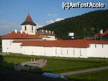 [P17] vedere din camera hotelului » foto by Marinna
 - 
<span class="allrVoted glyphicon glyphicon-heart hidden" id="av129889"></span>
<a class="m-l-10 hidden" id="sv129889" onclick="voting_Foto_DelVot(,129889,4842)" role="button">șterge vot <span class="glyphicon glyphicon-remove"></span></a>
<a id="v9129889" class=" c-red"  onclick="voting_Foto_SetVot(129889)" role="button"><span class="glyphicon glyphicon-heart-empty"></span> <b>LIKE</b> = Votează poza</a> <img class="hidden"  id="f129889W9" src="/imagini/loader.gif" border="0" /><span class="AjErrMes hidden" id="e129889ErM"></span>