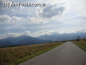 [P01] Ne apropiem de Sâmbăta de Sus într-o zi frumoasă din august 2015.  » foto by Floryn81
 - 
<span class="allrVoted glyphicon glyphicon-heart hidden" id="av720630"></span>
<a class="m-l-10 hidden" id="sv720630" onclick="voting_Foto_DelVot(,720630,4842)" role="button">șterge vot <span class="glyphicon glyphicon-remove"></span></a>
<a id="v9720630" class=" c-red"  onclick="voting_Foto_SetVot(720630)" role="button"><span class="glyphicon glyphicon-heart-empty"></span> <b>LIKE</b> = Votează poza</a> <img class="hidden"  id="f720630W9" src="/imagini/loader.gif" border="0" /><span class="AjErrMes hidden" id="e720630ErM"></span>