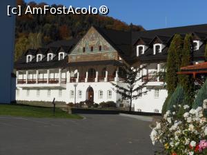 [P13] S&acirc;mbăta de Sus - Mănăstirea Br&acirc;ncoveanu. Academia Br&acirc;ncoveanu. » foto by iulianic
 - 
<span class="allrVoted glyphicon glyphicon-heart hidden" id="av1352339"></span>
<a class="m-l-10 hidden" id="sv1352339" onclick="voting_Foto_DelVot(,1352339,4842)" role="button">șterge vot <span class="glyphicon glyphicon-remove"></span></a>
<a id="v91352339" class=" c-red"  onclick="voting_Foto_SetVot(1352339)" role="button"><span class="glyphicon glyphicon-heart-empty"></span> <b>LIKE</b> = Votează poza</a> <img class="hidden"  id="f1352339W9" src="/imagini/loader.gif" border="0" /><span class="AjErrMes hidden" id="e1352339ErM"></span>