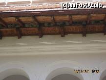 [P20] Stresinele care adapostesc mii de cuiburi de randunele-singurele 'galagioase' din incinta manastirii » foto by BEBEPETRESCU
 - 
<span class="allrVoted glyphicon glyphicon-heart hidden" id="av284878"></span>
<a class="m-l-10 hidden" id="sv284878" onclick="voting_Foto_DelVot(,284878,4842)" role="button">șterge vot <span class="glyphicon glyphicon-remove"></span></a>
<a id="v9284878" class=" c-red"  onclick="voting_Foto_SetVot(284878)" role="button"><span class="glyphicon glyphicon-heart-empty"></span> <b>LIKE</b> = Votează poza</a> <img class="hidden"  id="f284878W9" src="/imagini/loader.gif" border="0" /><span class="AjErrMes hidden" id="e284878ErM"></span>