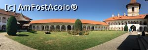 [P14] Curtea mănăstirii » foto by AZE
 - 
<span class="allrVoted glyphicon glyphicon-heart hidden" id="av1116298"></span>
<a class="m-l-10 hidden" id="sv1116298" onclick="voting_Foto_DelVot(,1116298,4842)" role="button">șterge vot <span class="glyphicon glyphicon-remove"></span></a>
<a id="v91116298" class=" c-red"  onclick="voting_Foto_SetVot(1116298)" role="button"><span class="glyphicon glyphicon-heart-empty"></span> <b>LIKE</b> = Votează poza</a> <img class="hidden"  id="f1116298W9" src="/imagini/loader.gif" border="0" /><span class="AjErrMes hidden" id="e1116298ErM"></span>