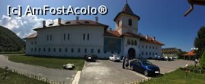 [P05] Mânăstirea Brâncoveanu » foto by AZE
 - 
<span class="allrVoted glyphicon glyphicon-heart hidden" id="av1116289"></span>
<a class="m-l-10 hidden" id="sv1116289" onclick="voting_Foto_DelVot(,1116289,4842)" role="button">șterge vot <span class="glyphicon glyphicon-remove"></span></a>
<a id="v91116289" class=" c-red"  onclick="voting_Foto_SetVot(1116289)" role="button"><span class="glyphicon glyphicon-heart-empty"></span> <b>LIKE</b> = Votează poza</a> <img class="hidden"  id="f1116289W9" src="/imagini/loader.gif" border="0" /><span class="AjErrMes hidden" id="e1116289ErM"></span>