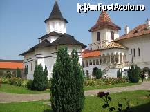 [P02] Manastirea de la Sambata de Sus » foto by diana_cosma*
 - 
<span class="allrVoted glyphicon glyphicon-heart hidden" id="av67027"></span>
<a class="m-l-10 hidden" id="sv67027" onclick="voting_Foto_DelVot(,67027,4842)" role="button">șterge vot <span class="glyphicon glyphicon-remove"></span></a>
<a id="v967027" class=" c-red"  onclick="voting_Foto_SetVot(67027)" role="button"><span class="glyphicon glyphicon-heart-empty"></span> <b>LIKE</b> = Votează poza</a> <img class="hidden"  id="f67027W9" src="/imagini/loader.gif" border="0" /><span class="AjErrMes hidden" id="e67027ErM"></span>