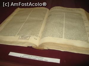 [P37] În muzeul mănăstirii » foto by Michi
 - 
<span class="allrVoted glyphicon glyphicon-heart hidden" id="av1142882"></span>
<a class="m-l-10 hidden" id="sv1142882" onclick="voting_Foto_DelVot(,1142882,4842)" role="button">șterge vot <span class="glyphicon glyphicon-remove"></span></a>
<a id="v91142882" class=" c-red"  onclick="voting_Foto_SetVot(1142882)" role="button"><span class="glyphicon glyphicon-heart-empty"></span> <b>LIKE</b> = Votează poza</a> <img class="hidden"  id="f1142882W9" src="/imagini/loader.gif" border="0" /><span class="AjErrMes hidden" id="e1142882ErM"></span>