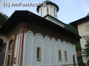 [P06] Biserica veche de la Mănăstirea Turnu văzută din alt unghi.  » foto by Floryn81
 - 
<span class="allrVoted glyphicon glyphicon-heart hidden" id="av719534"></span>
<a class="m-l-10 hidden" id="sv719534" onclick="voting_Foto_DelVot(,719534,4859)" role="button">șterge vot <span class="glyphicon glyphicon-remove"></span></a>
<a id="v9719534" class=" c-red"  onclick="voting_Foto_SetVot(719534)" role="button"><span class="glyphicon glyphicon-heart-empty"></span> <b>LIKE</b> = Votează poza</a> <img class="hidden"  id="f719534W9" src="/imagini/loader.gif" border="0" /><span class="AjErrMes hidden" id="e719534ErM"></span>