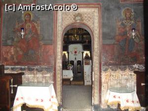 [P07] Interiorul lăcașului de cult este modest, dar primitor.  » foto by Floryn81
 - 
<span class="allrVoted glyphicon glyphicon-heart hidden" id="av719535"></span>
<a class="m-l-10 hidden" id="sv719535" onclick="voting_Foto_DelVot(,719535,4859)" role="button">șterge vot <span class="glyphicon glyphicon-remove"></span></a>
<a id="v9719535" class=" c-red"  onclick="voting_Foto_SetVot(719535)" role="button"><span class="glyphicon glyphicon-heart-empty"></span> <b>LIKE</b> = Votează poza</a> <img class="hidden"  id="f719535W9" src="/imagini/loader.gif" border="0" /><span class="AjErrMes hidden" id="e719535ErM"></span>