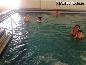 [P02] piscina 1 » foto by georgeb
 - 
<span class="allrVoted glyphicon glyphicon-heart hidden" id="av514916"></span>
<a class="m-l-10 hidden" id="sv514916" onclick="voting_Foto_DelVot(,514916,4859)" role="button">șterge vot <span class="glyphicon glyphicon-remove"></span></a>
<a id="v9514916" class=" c-red"  onclick="voting_Foto_SetVot(514916)" role="button"><span class="glyphicon glyphicon-heart-empty"></span> <b>LIKE</b> = Votează poza</a> <img class="hidden"  id="f514916W9" src="/imagini/loader.gif" border="0" /><span class="AjErrMes hidden" id="e514916ErM"></span>