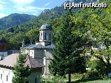 [P03] biserica din piatra a manastirii. » foto by gigioc
 - 
<span class="allrVoted glyphicon glyphicon-heart hidden" id="av132100"></span>
<a class="m-l-10 hidden" id="sv132100" onclick="voting_Foto_DelVot(,132100,4859)" role="button">șterge vot <span class="glyphicon glyphicon-remove"></span></a>
<a id="v9132100" class=" c-red"  onclick="voting_Foto_SetVot(132100)" role="button"><span class="glyphicon glyphicon-heart-empty"></span> <b>LIKE</b> = Votează poza</a> <img class="hidden"  id="f132100W9" src="/imagini/loader.gif" border="0" /><span class="AjErrMes hidden" id="e132100ErM"></span>