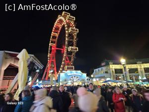 [P09] Mare aglomerație la târgul de Crăciun de la Prater » foto by kmy <span class="label label-default labelC_thin small">NEVOTABILĂ</span>