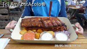 [P04] Coaste de porc la Restaurant Brandauer Schlossbrau din Viena » foto by ungureanica
 - 
<span class="allrVoted glyphicon glyphicon-heart hidden" id="av977964"></span>
<a class="m-l-10 hidden" id="sv977964" onclick="voting_Foto_DelVot(,977964,4865)" role="button">șterge vot <span class="glyphicon glyphicon-remove"></span></a>
<a id="v9977964" class=" c-red"  onclick="voting_Foto_SetVot(977964)" role="button"><span class="glyphicon glyphicon-heart-empty"></span> <b>LIKE</b> = Votează poza</a> <img class="hidden"  id="f977964W9" src="/imagini/loader.gif" border="0" /><span class="AjErrMes hidden" id="e977964ErM"></span>
