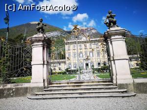 [P05] Din mersul mașinii; intrarea la Villa Sola Cabiati » foto by crismis
 - 
<span class="allrVoted glyphicon glyphicon-heart hidden" id="av1308965"></span>
<a class="m-l-10 hidden" id="sv1308965" onclick="voting_Foto_DelVot(,1308965,4871)" role="button">șterge vot <span class="glyphicon glyphicon-remove"></span></a>
<a id="v91308965" class=" c-red"  onclick="voting_Foto_SetVot(1308965)" role="button"><span class="glyphicon glyphicon-heart-empty"></span> <b>LIKE</b> = Votează poza</a> <img class="hidden"  id="f1308965W9" src="/imagini/loader.gif" border="0" /><span class="AjErrMes hidden" id="e1308965ErM"></span>