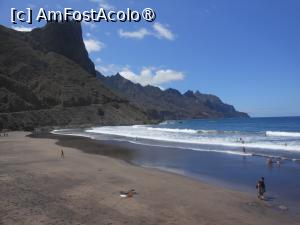 [P42] Tenerife - Plaje. » foto by iulianic
 - 
<span class="allrVoted glyphicon glyphicon-heart hidden" id="av1423454"></span>
<a class="m-l-10 hidden" id="sv1423454" onclick="voting_Foto_DelVot(,1423454,4873)" role="button">șterge vot <span class="glyphicon glyphicon-remove"></span></a>
<a id="v91423454" class=" c-red"  onclick="voting_Foto_SetVot(1423454)" role="button"><span class="glyphicon glyphicon-heart-empty"></span> <b>LIKE</b> = Votează poza</a> <img class="hidden"  id="f1423454W9" src="/imagini/loader.gif" border="0" /><span class="AjErrMes hidden" id="e1423454ErM"></span>