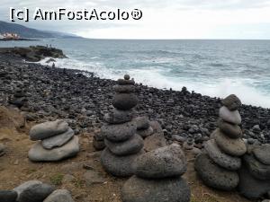 [P31] pietrele de pe playa de Jardin » foto by simon_niculae
 - 
<span class="allrVoted glyphicon glyphicon-heart hidden" id="av900563"></span>
<a class="m-l-10 hidden" id="sv900563" onclick="voting_Foto_DelVot(,900563,4873)" role="button">șterge vot <span class="glyphicon glyphicon-remove"></span></a>
<a id="v9900563" class=" c-red"  onclick="voting_Foto_SetVot(900563)" role="button"><span class="glyphicon glyphicon-heart-empty"></span> <b>LIKE</b> = Votează poza</a> <img class="hidden"  id="f900563W9" src="/imagini/loader.gif" border="0" /><span class="AjErrMes hidden" id="e900563ErM"></span>