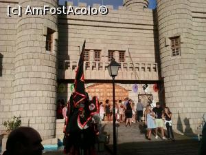 [P02] am ajuns la castel in jurul orei 16.00 » foto by elenaadina
 - 
<span class="allrVoted glyphicon glyphicon-heart hidden" id="av822716"></span>
<a class="m-l-10 hidden" id="sv822716" onclick="voting_Foto_DelVot(,822716,4873)" role="button">șterge vot <span class="glyphicon glyphicon-remove"></span></a>
<a id="v9822716" class=" c-red"  onclick="voting_Foto_SetVot(822716)" role="button"><span class="glyphicon glyphicon-heart-empty"></span> <b>LIKE</b> = Votează poza</a> <img class="hidden"  id="f822716W9" src="/imagini/loader.gif" border="0" /><span class="AjErrMes hidden" id="e822716ErM"></span>