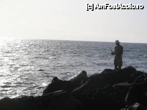 [P37] sotul la pescuit, Costa Adeje » foto by dianabzs
 - 
<span class="allrVoted glyphicon glyphicon-heart hidden" id="av421152"></span>
<a class="m-l-10 hidden" id="sv421152" onclick="voting_Foto_DelVot(,421152,4873)" role="button">șterge vot <span class="glyphicon glyphicon-remove"></span></a>
<a id="v9421152" class=" c-red"  onclick="voting_Foto_SetVot(421152)" role="button"><span class="glyphicon glyphicon-heart-empty"></span> <b>LIKE</b> = Votează poza</a> <img class="hidden"  id="f421152W9" src="/imagini/loader.gif" border="0" /><span class="AjErrMes hidden" id="e421152ErM"></span>