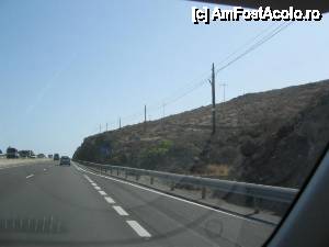 [P37] peisaj pe autostrada din sud, de la Santa Cruz de Tenerife spre Costa Adeje; dupa cum va spuneam, pamant ars de soare si cam atat » foto by dianabzs
 - 
<span class="allrVoted glyphicon glyphicon-heart hidden" id="av422066"></span>
<a class="m-l-10 hidden" id="sv422066" onclick="voting_Foto_DelVot(,422066,4873)" role="button">șterge vot <span class="glyphicon glyphicon-remove"></span></a>
<a id="v9422066" class=" c-red"  onclick="voting_Foto_SetVot(422066)" role="button"><span class="glyphicon glyphicon-heart-empty"></span> <b>LIKE</b> = Votează poza</a> <img class="hidden"  id="f422066W9" src="/imagini/loader.gif" border="0" /><span class="AjErrMes hidden" id="e422066ErM"></span>