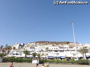 [P05] faleza din Los Cristianos » foto by razvan1977
 - 
<span class="allrVoted glyphicon glyphicon-heart hidden" id="av566786"></span>
<a class="m-l-10 hidden" id="sv566786" onclick="voting_Foto_DelVot(,566786,4873)" role="button">șterge vot <span class="glyphicon glyphicon-remove"></span></a>
<a id="v9566786" class=" c-red"  onclick="voting_Foto_SetVot(566786)" role="button"><span class="glyphicon glyphicon-heart-empty"></span> <b>LIKE</b> = Votează poza</a> <img class="hidden"  id="f566786W9" src="/imagini/loader.gif" border="0" /><span class="AjErrMes hidden" id="e566786ErM"></span>