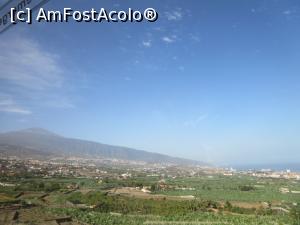 [P03] În drum spre hotel. Vulcanul El Teide se vede din orice parte a insulei » foto by Michi
 - 
<span class="allrVoted glyphicon glyphicon-heart hidden" id="av909024"></span>
<a class="m-l-10 hidden" id="sv909024" onclick="voting_Foto_DelVot(,909024,4873)" role="button">șterge vot <span class="glyphicon glyphicon-remove"></span></a>
<a id="v9909024" class=" c-red"  onclick="voting_Foto_SetVot(909024)" role="button"><span class="glyphicon glyphicon-heart-empty"></span> <b>LIKE</b> = Votează poza</a> <img class="hidden"  id="f909024W9" src="/imagini/loader.gif" border="0" /><span class="AjErrMes hidden" id="e909024ErM"></span>