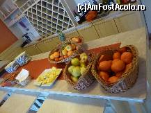 [P24] ceva fructe la micul dejun (si ananas proaspat pe platou) » foto by adri-nico
 - 
<span class="allrVoted glyphicon glyphicon-heart hidden" id="av324667"></span>
<a class="m-l-10 hidden" id="sv324667" onclick="voting_Foto_DelVot(,324667,4877)" role="button">șterge vot <span class="glyphicon glyphicon-remove"></span></a>
<a id="v9324667" class=" c-red"  onclick="voting_Foto_SetVot(324667)" role="button"><span class="glyphicon glyphicon-heart-empty"></span> <b>LIKE</b> = Votează poza</a> <img class="hidden"  id="f324667W9" src="/imagini/loader.gif" border="0" /><span class="AjErrMes hidden" id="e324667ErM"></span>