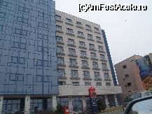 [P02] Hotelul Ibis din Constanta » foto by pepsi70ro
 - 
<span class="allrVoted glyphicon glyphicon-heart hidden" id="av49015"></span>
<a class="m-l-10 hidden" id="sv49015" onclick="voting_Foto_DelVot(,49015,4877)" role="button">șterge vot <span class="glyphicon glyphicon-remove"></span></a>
<a id="v949015" class=" c-red"  onclick="voting_Foto_SetVot(49015)" role="button"><span class="glyphicon glyphicon-heart-empty"></span> <b>LIKE</b> = Votează poza</a> <img class="hidden"  id="f49015W9" src="/imagini/loader.gif" border="0" /><span class="AjErrMes hidden" id="e49015ErM"></span>