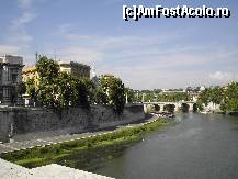 [P11] Ponte Cavour, văzut de pe ponte Umberto I » foto by Costi
 - 
<span class="allrVoted glyphicon glyphicon-heart hidden" id="av52673"></span>
<a class="m-l-10 hidden" id="sv52673" onclick="voting_Foto_DelVot(,52673,4889)" role="button">șterge vot <span class="glyphicon glyphicon-remove"></span></a>
<a id="v952673" class=" c-red"  onclick="voting_Foto_SetVot(52673)" role="button"><span class="glyphicon glyphicon-heart-empty"></span> <b>LIKE</b> = Votează poza</a> <img class="hidden"  id="f52673W9" src="/imagini/loader.gif" border="0" /><span class="AjErrMes hidden" id="e52673ErM"></span>