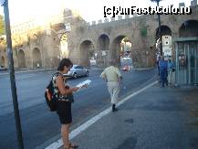 [P14] Porta San Giovanni » foto by Costi
 - 
<span class="allrVoted glyphicon glyphicon-heart hidden" id="av52682"></span>
<a class="m-l-10 hidden" id="sv52682" onclick="voting_Foto_DelVot(,52682,4889)" role="button">șterge vot <span class="glyphicon glyphicon-remove"></span></a>
<a id="v952682" class=" c-red"  onclick="voting_Foto_SetVot(52682)" role="button"><span class="glyphicon glyphicon-heart-empty"></span> <b>LIKE</b> = Votează poza</a> <img class="hidden"  id="f52682W9" src="/imagini/loader.gif" border="0" /><span class="AjErrMes hidden" id="e52682ErM"></span>