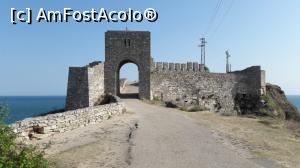 [P15] Kaliakra - cea de a treia linie de fortificatie » foto by hcm
 - 
<span class="allrVoted glyphicon glyphicon-heart hidden" id="av890311"></span>
<a class="m-l-10 hidden" id="sv890311" onclick="voting_Foto_DelVot(,890311,4891)" role="button">șterge vot <span class="glyphicon glyphicon-remove"></span></a>
<a id="v9890311" class=" c-red"  onclick="voting_Foto_SetVot(890311)" role="button"><span class="glyphicon glyphicon-heart-empty"></span> <b>LIKE</b> = Votează poza</a> <img class="hidden"  id="f890311W9" src="/imagini/loader.gif" border="0" /><span class="AjErrMes hidden" id="e890311ErM"></span>